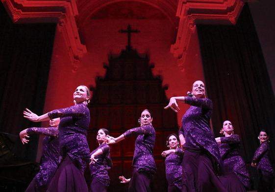 Una anterior actuación de la Escuela Municipal de Danza.