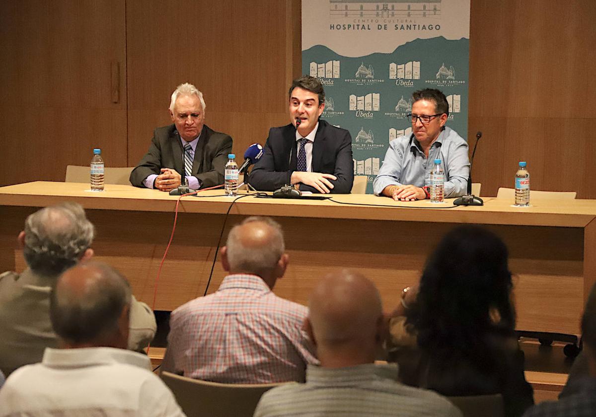 Ángel del Arco pronunció el Pregón Taurino de la Feria de San Miguel