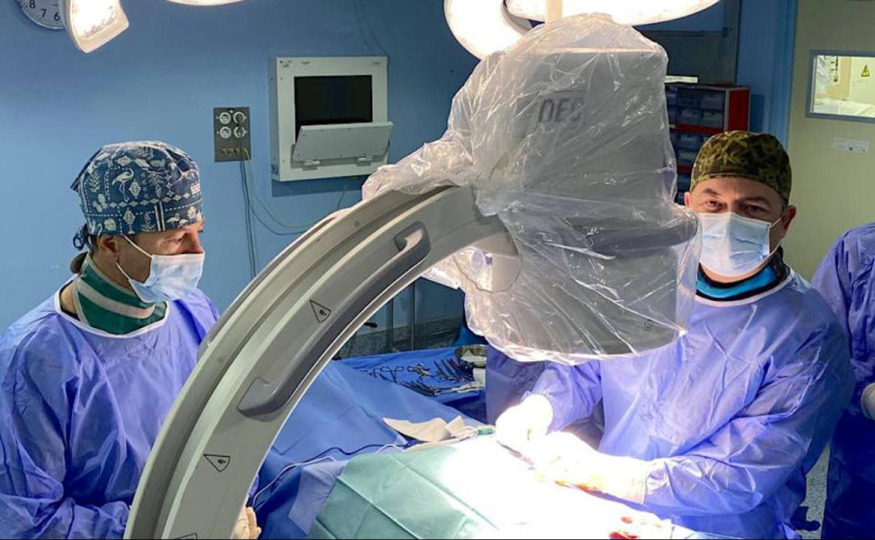 El hospital de Úbeda incorpora una nueva técnica para el dolor neuropático crónico
