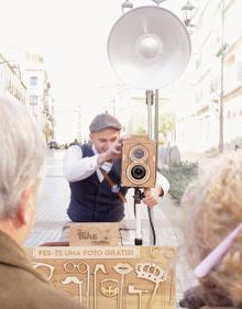 Imagen secundaria 2 - Varios momentos del encuentro con la ciudadanía.
