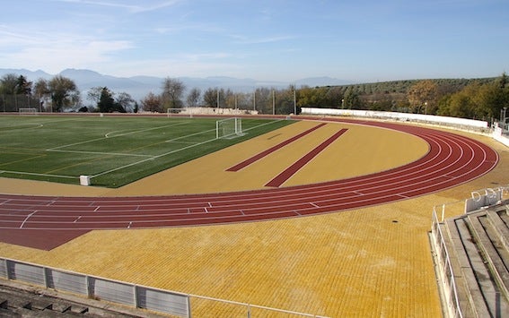 Un campo nuevo para practicar botellón