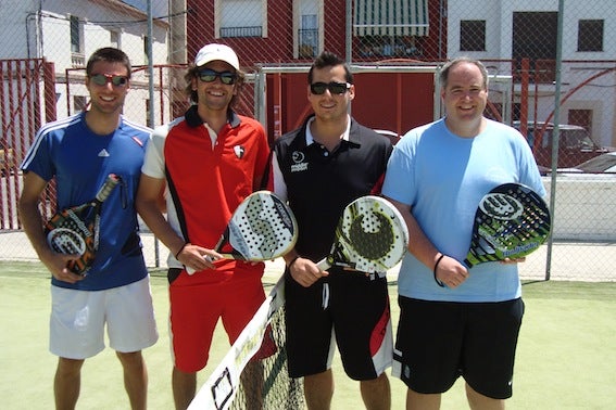 Éxito del primer torneo de pádel en honor a San Juan Bosco