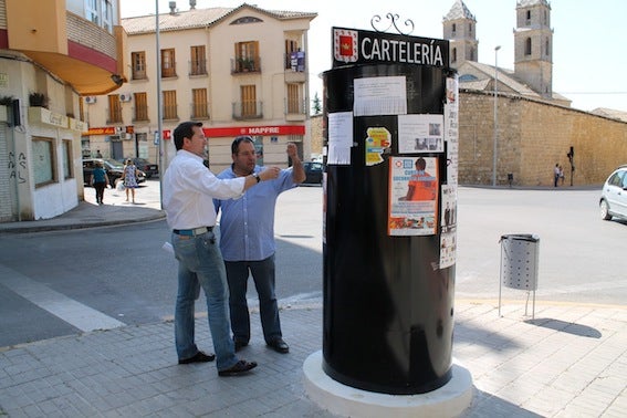 Nuevos espacios y paneles para la colocación de carteles y anuncios publicitarios