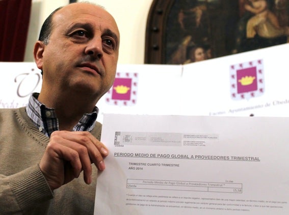 El Ayuntamiento vuelve a reducir el plazo medio de pago a proveedores a los 15,58 días