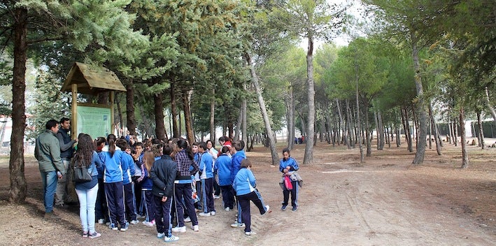 Aula de la naturaleza con zonas de recreo en el parque periurbano ‘Plazorita’