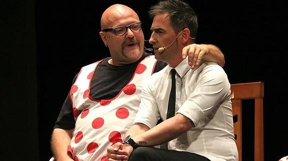 Javier Vallespín y Manolo Medina durante una función.