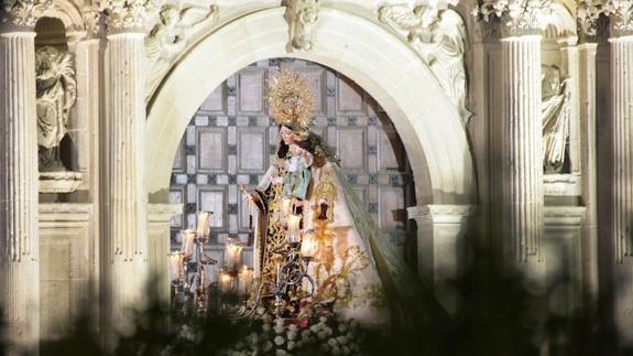 Anterior procesión de la Virgen del Carmen.
