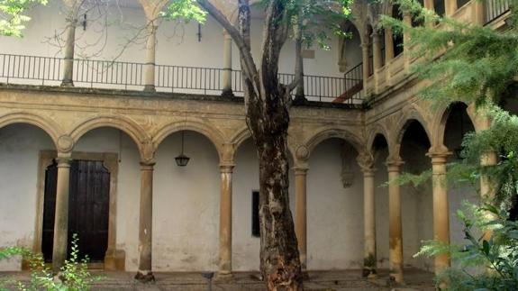 Antiguo Hospital de los Honrados Viejos del Salvador.