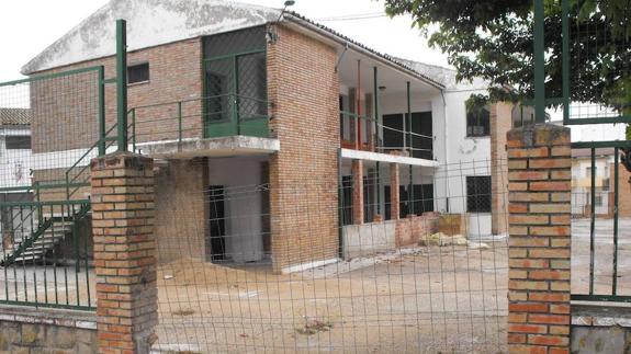 Imagen de archivo del grupo escolar de la calle Virgen de América.