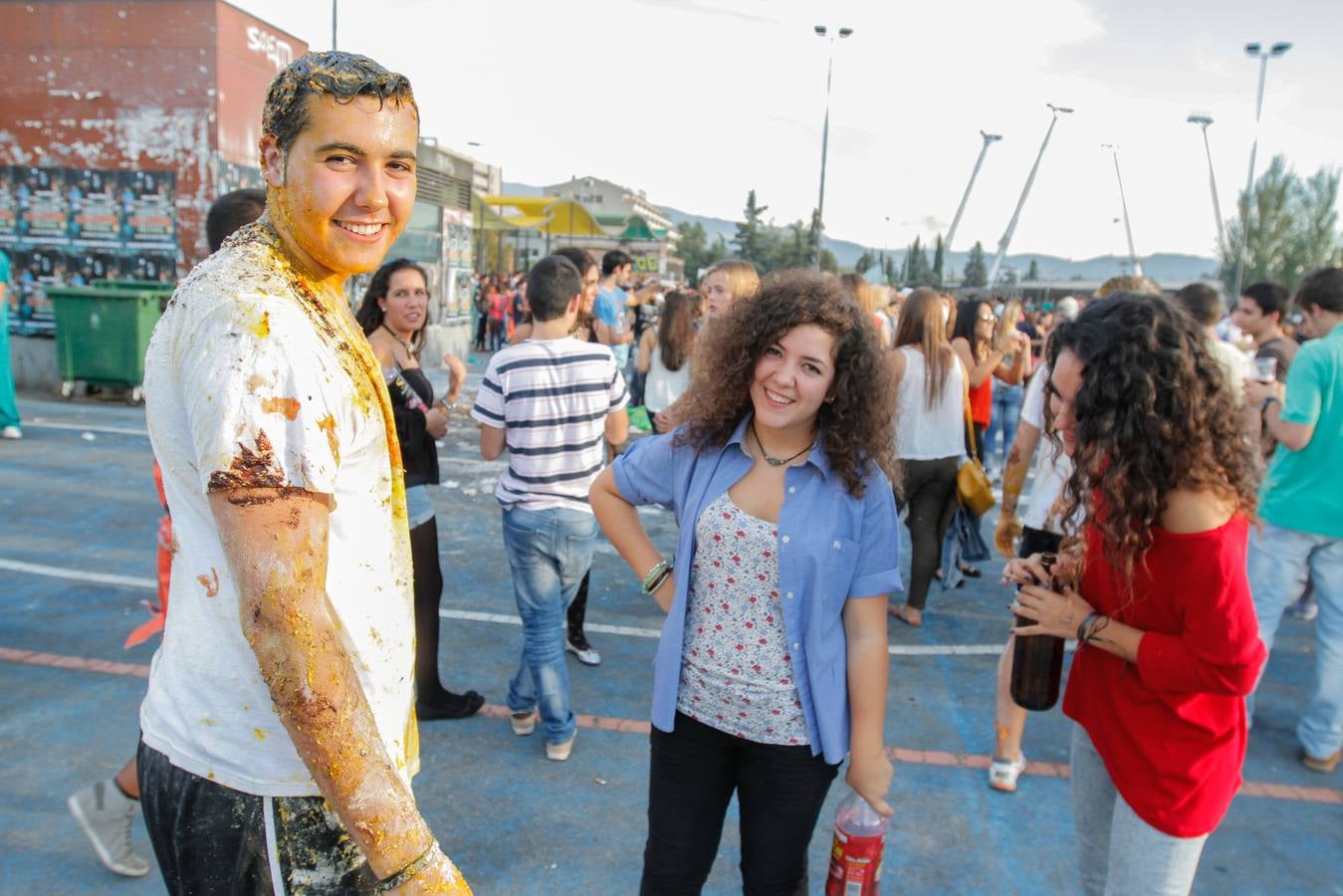 Medicina celebra San Lucas con novatadas