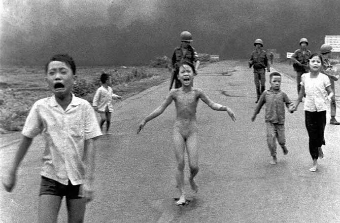 Pulitzer 1973: Huynh Cong con “The terror of war”. 