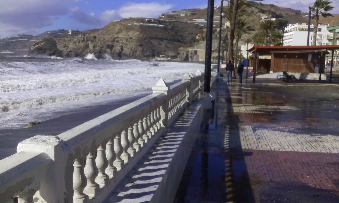 Los daños del temporal en La Rábita