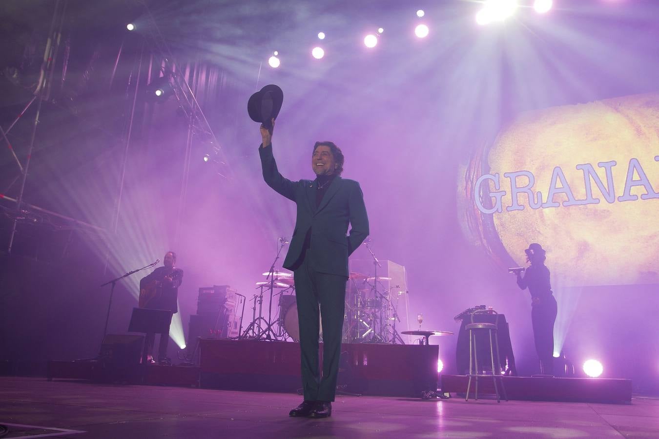 Y sin embargo, Sabina