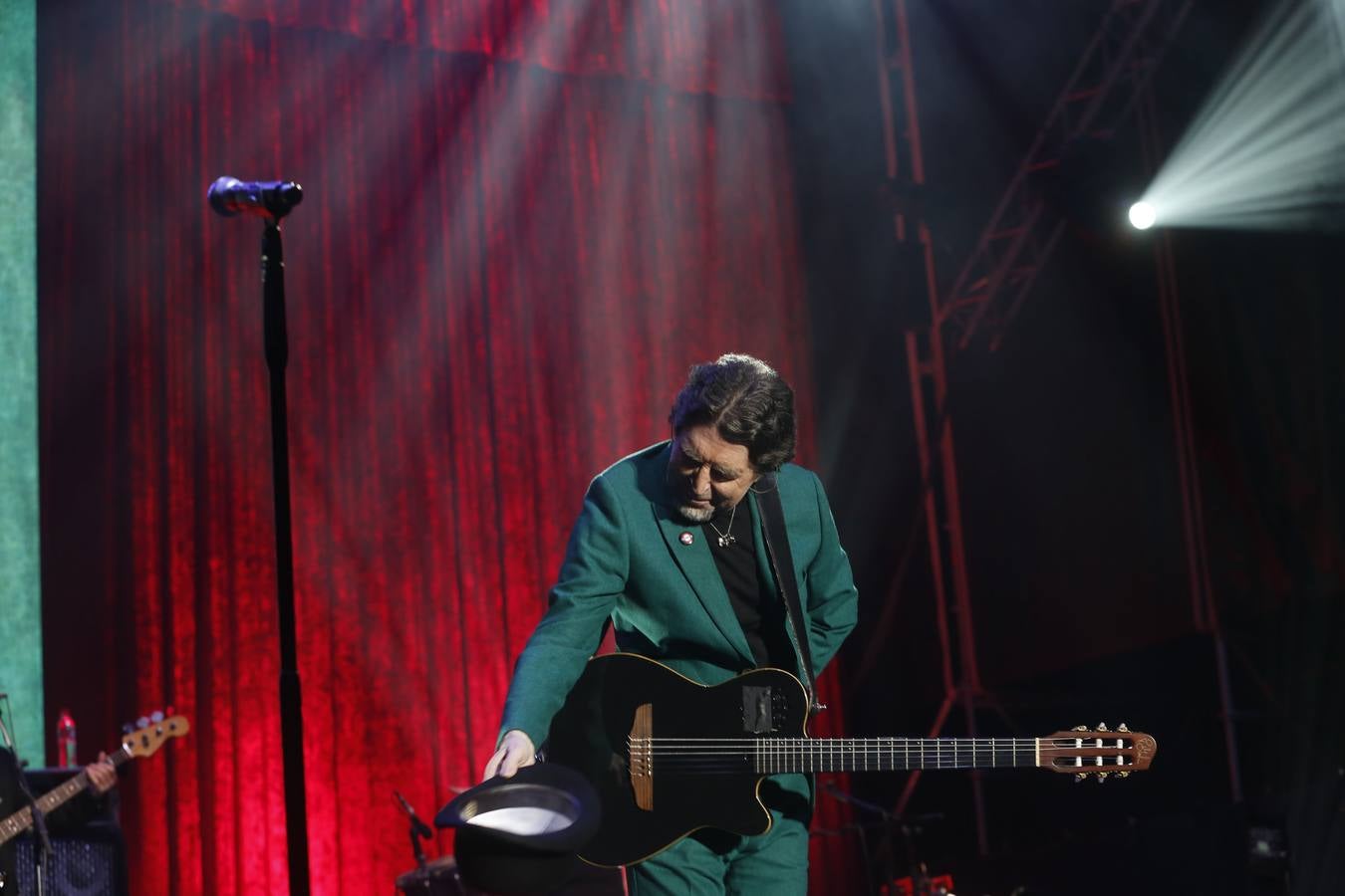 Y sin embargo, Sabina