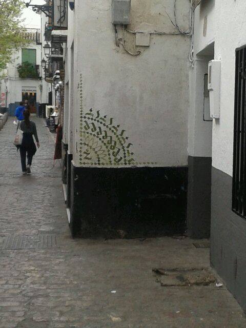 Nuevos grafitis en el Arco de las Pesas y Plaza Larga