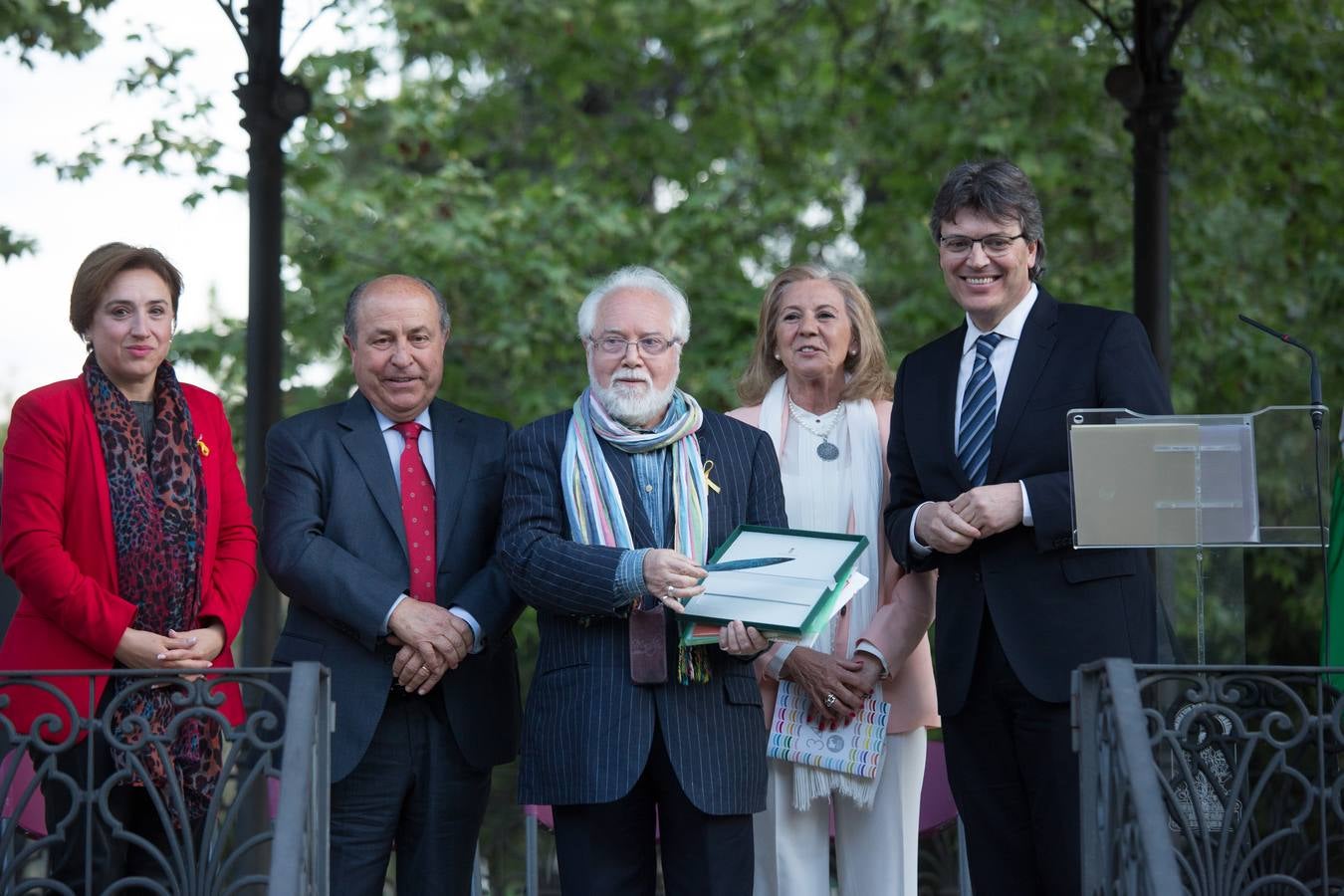 Arranca la &#039;fiesta&#039; del libro