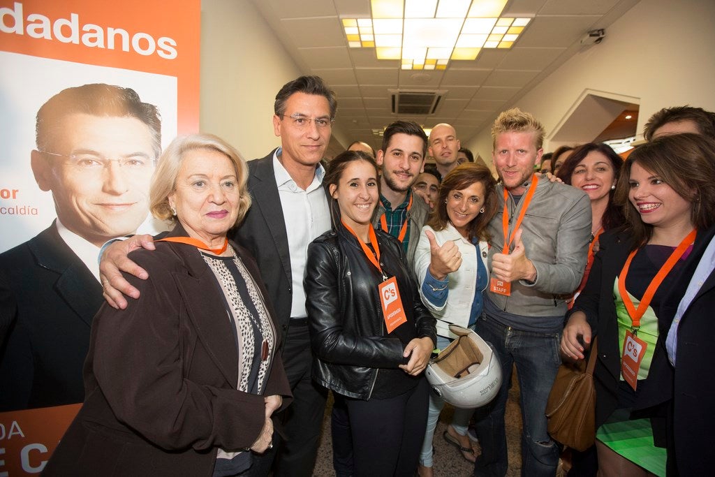 Luis Salvador: &quot;Estamos abiertos a todas las posibilidades&quot;