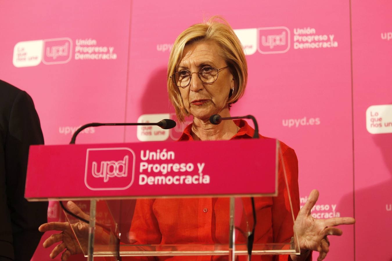 ROSA DÍEZ. ¿Podrá sobrevivir UPyD sin su líder fundadora y carismática y tras unos resultados electorales desastrosos? Esa es la gran pregunta tras la dimisión en diferido anunciada ayer por Rosa Díez, que no volverá a presentarse en el próximo congreso de su partido.