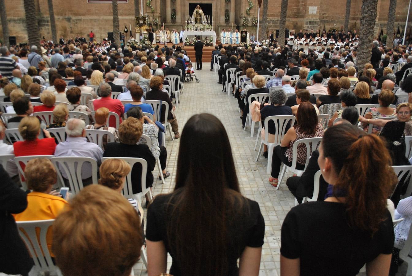 Derroche de solemnidad y fervor en la coronación de la Virgen del Carmen