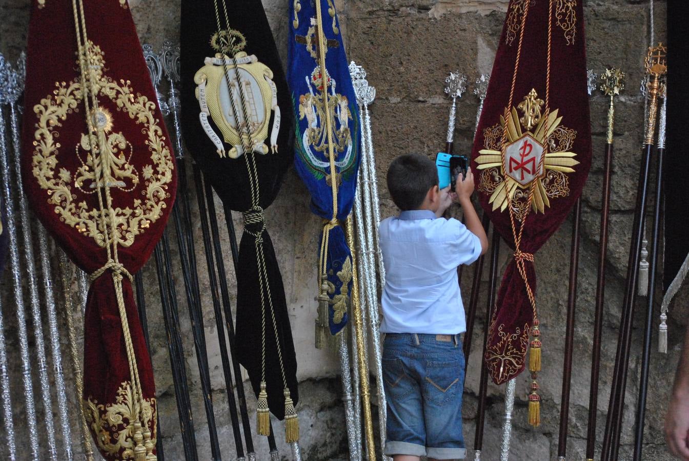 Derroche de solemnidad y fervor en la coronación de la Virgen del Carmen