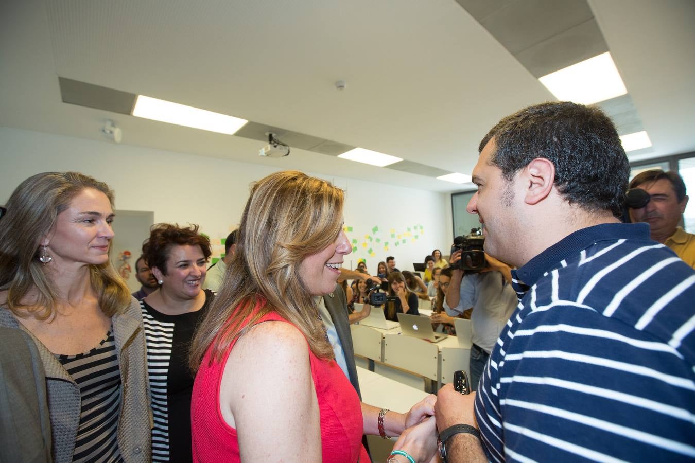 Susana Díaz inaugura las facultades de Medicina y Ciencias de la Salud