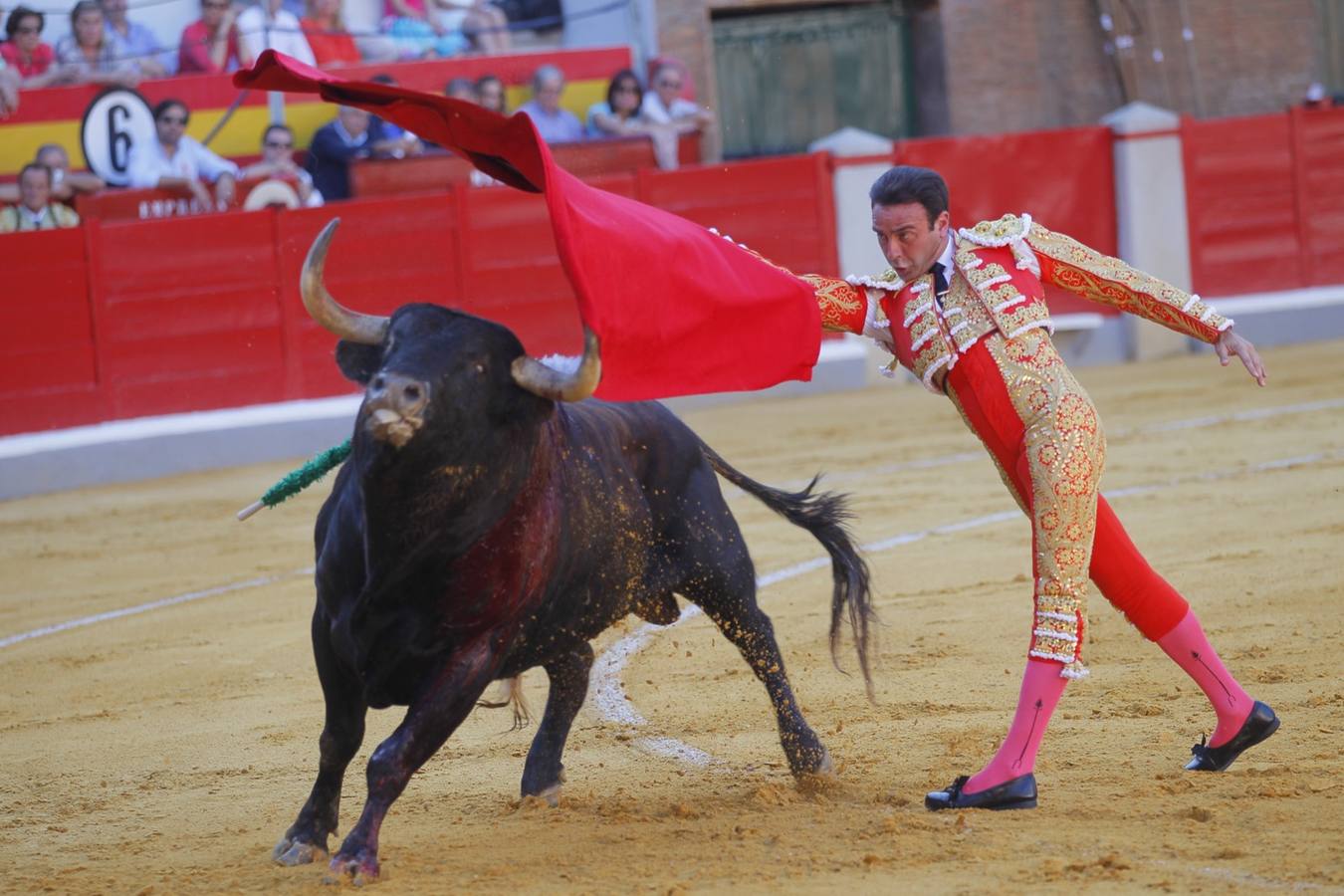 Cayetano, &#039;el Fandi&#039; y Ponce inauguran la feria taurina del Corpus