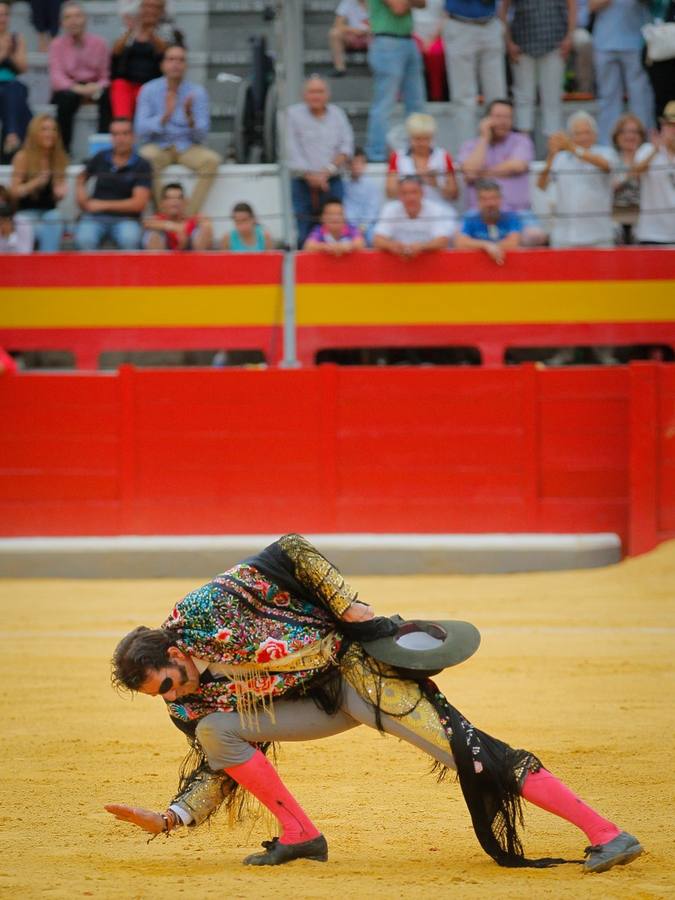 Padilla sale a hombros en la tercera del Corpus