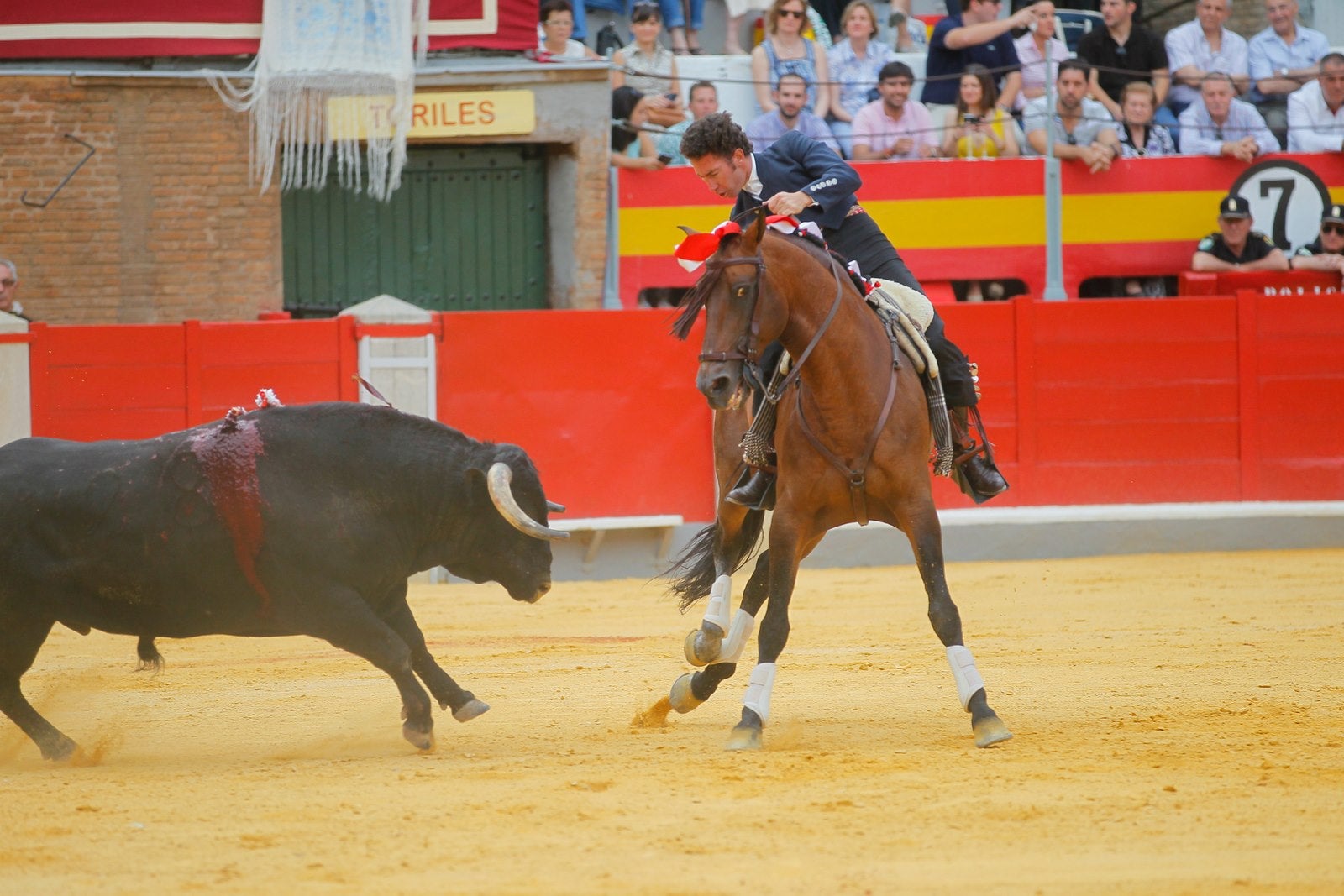 Hermoso de Mendoza pone el broche triunfal a la feria del Corpus de Granada