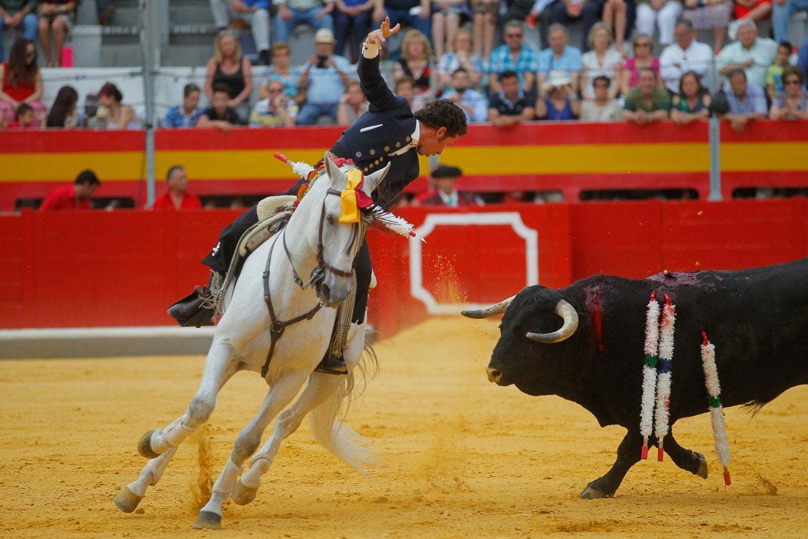 Hermoso de Mendoza pone el broche triunfal a la feria del Corpus de Granada