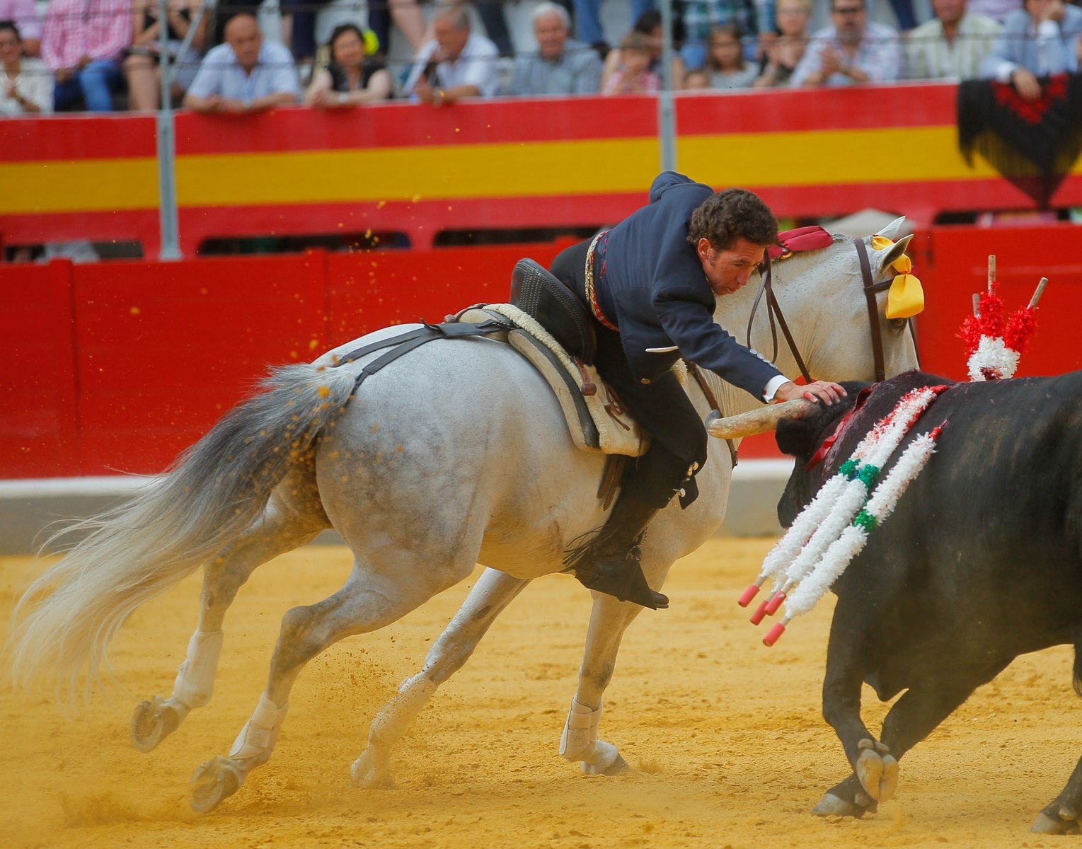 Hermoso de Mendoza pone el broche triunfal a la feria del Corpus de Granada