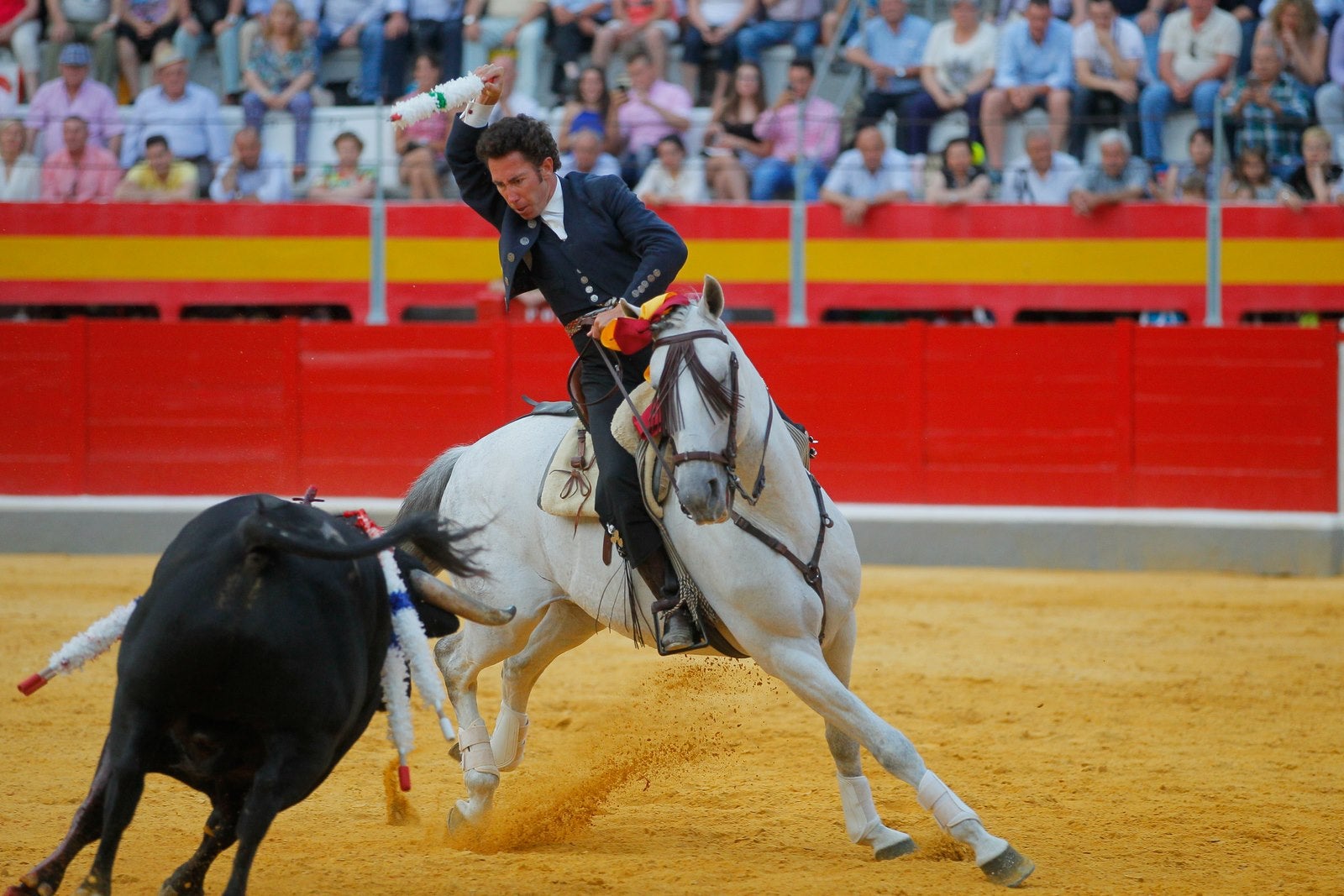 Hermoso de Mendoza pone el broche triunfal a la feria del Corpus de Granada