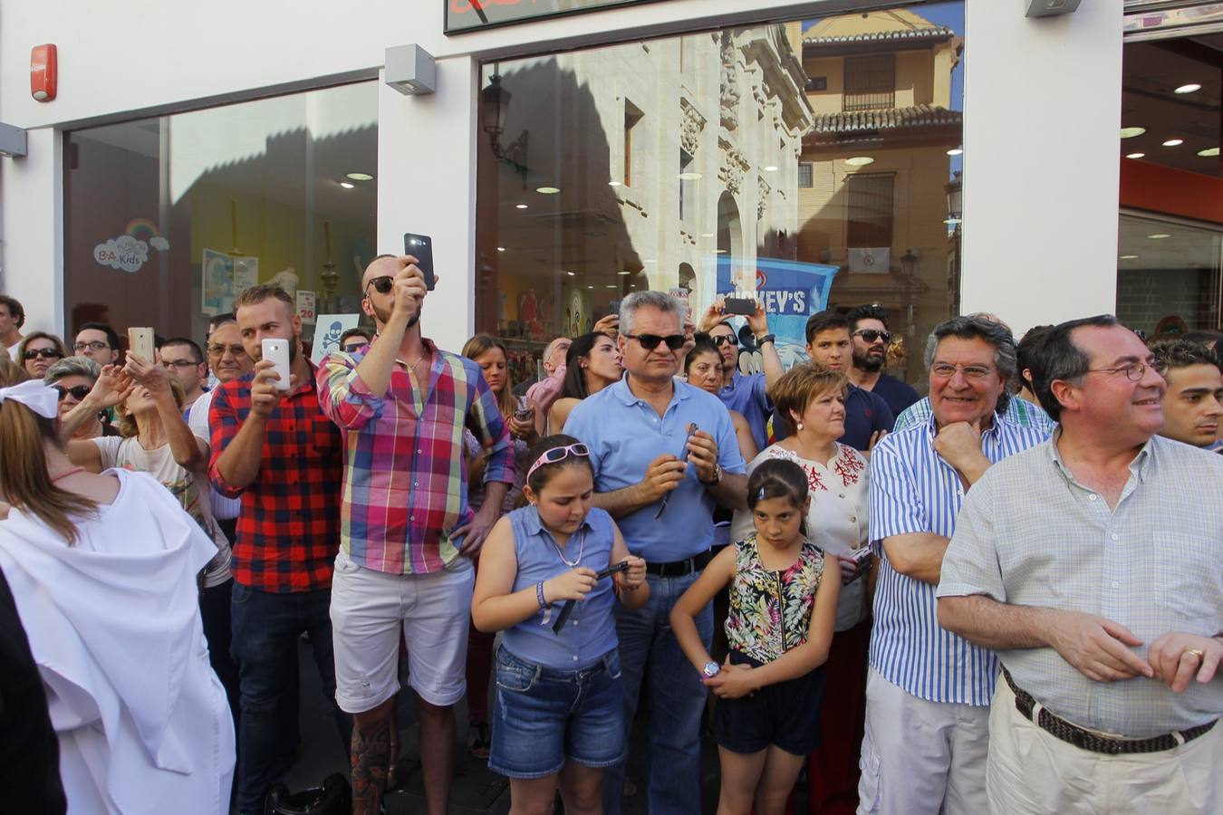 La Virgen del Rosario vuelve a &#039;su&#039; Carrera del Darro