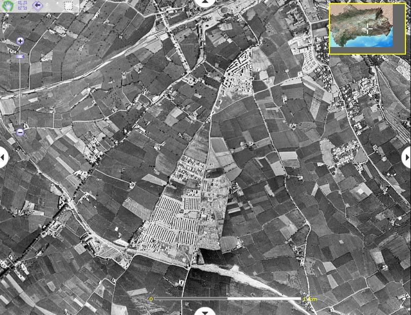 El Zaidín en la actualidad es una masa cementada mientras que en 1956, solo había campos y la barriada de Santa Adela.