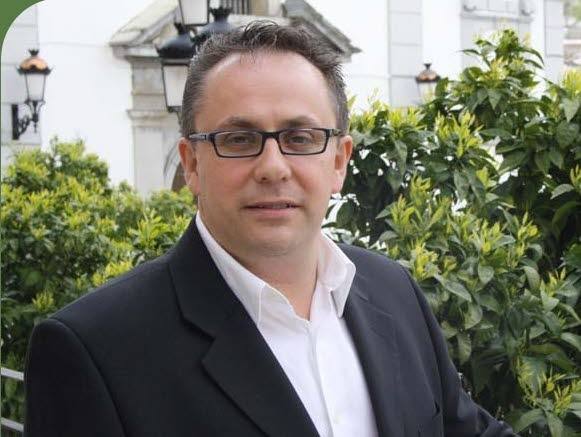 Enrique Medina. PSOE. Es el alcalde de la localidad de Pinos Puente, un cargo que renovó en las últimas elecciones municipales del pasado 24 de mayo.