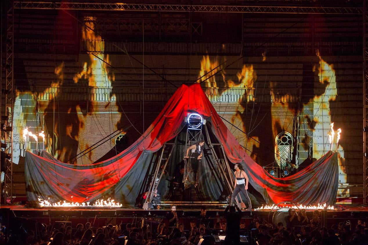 La Fura renueva el conjuro de Falla (II)