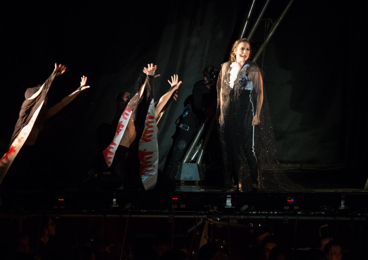 La Fura renueva el conjuro de Falla (II)