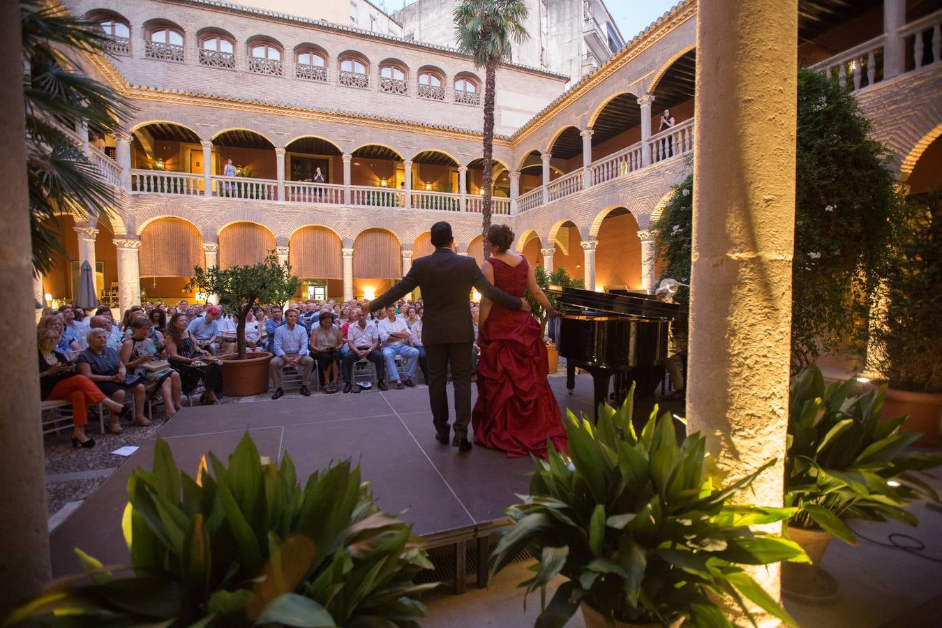 Ópera y zarzuela en el claustro del Santa Paula