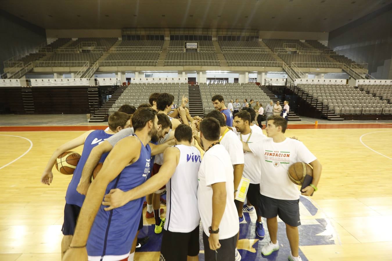 El balón ya bota en el Palacio
