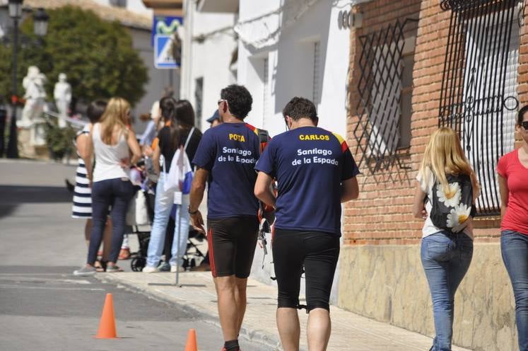 Larrocha y Esther Sánchez ganan la Sagra Sky Race