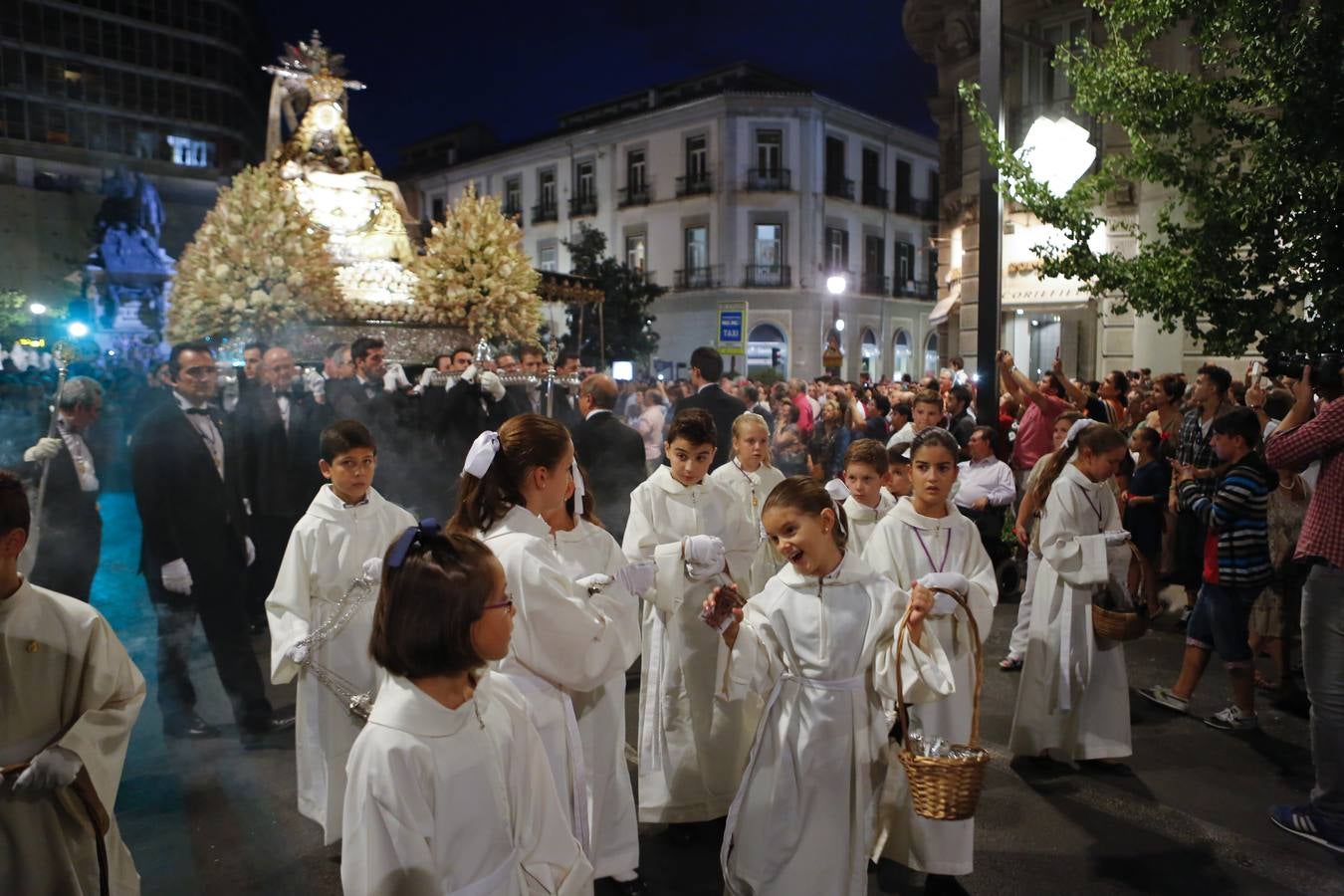 La Patrona llena las calles