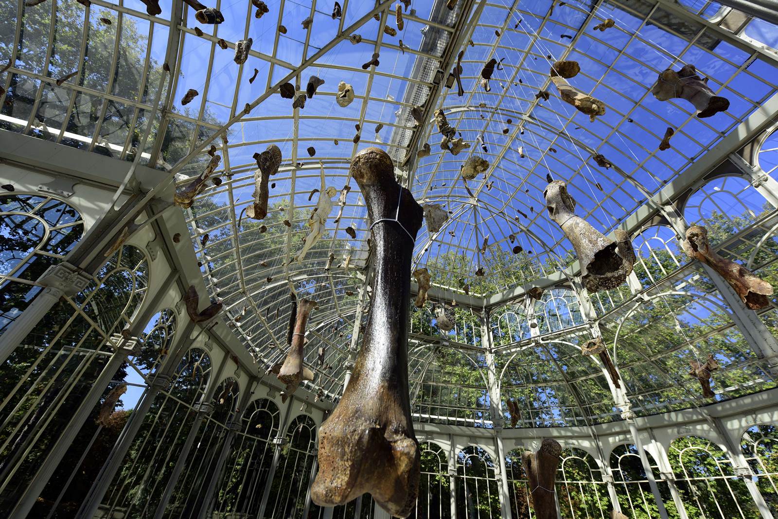 Instalación del artista conceptual danés de origen vietnamita Danh Vo.