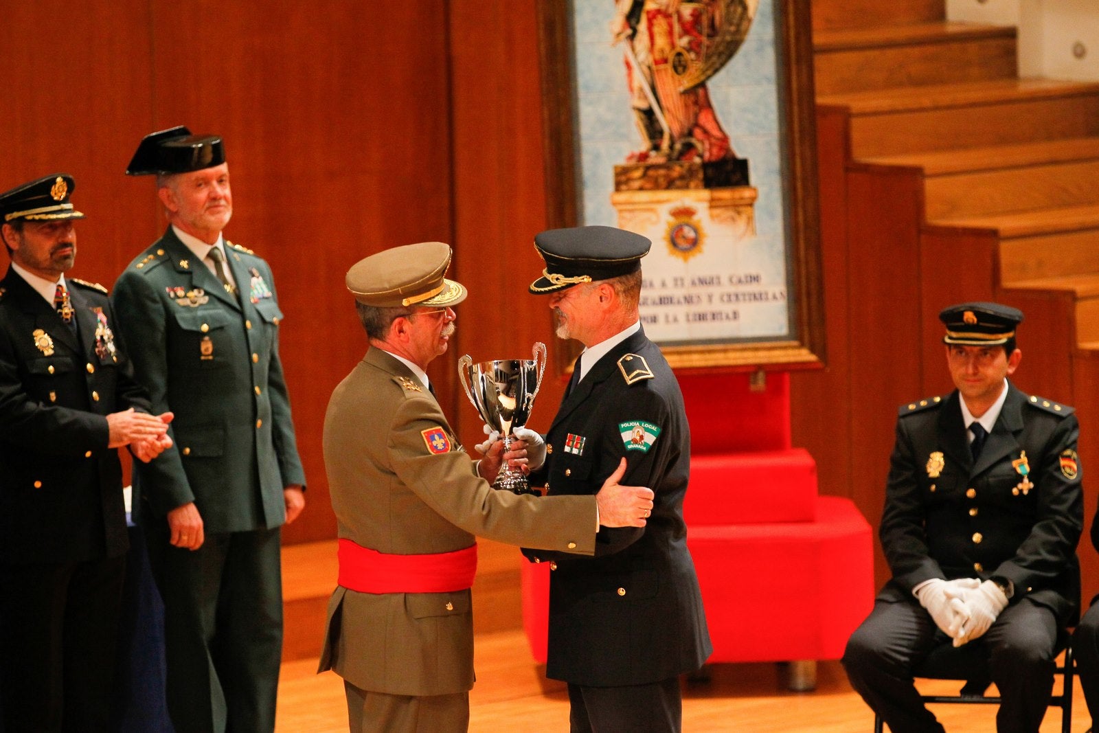 Patrón de la Policía Nacional (1)