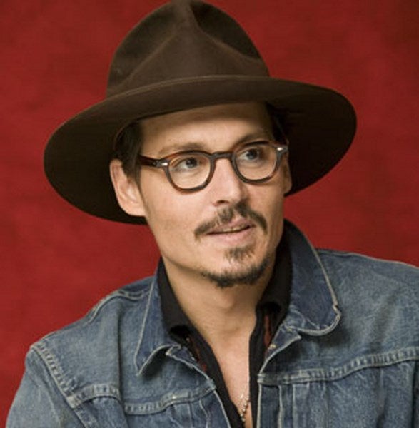 Famosos que llevan gafas y no las necesitan