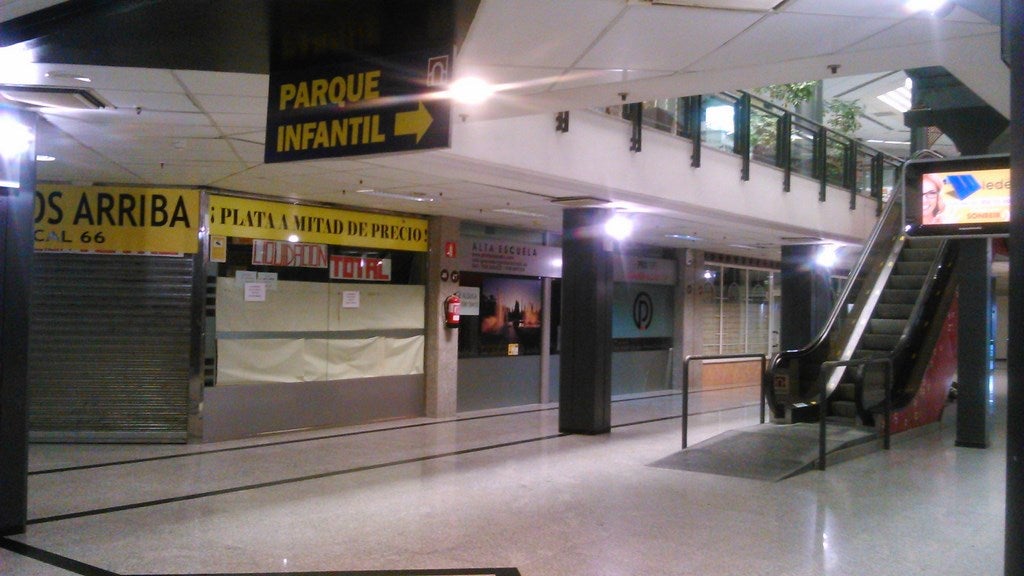 Un centro comercial pendiente de su futuro