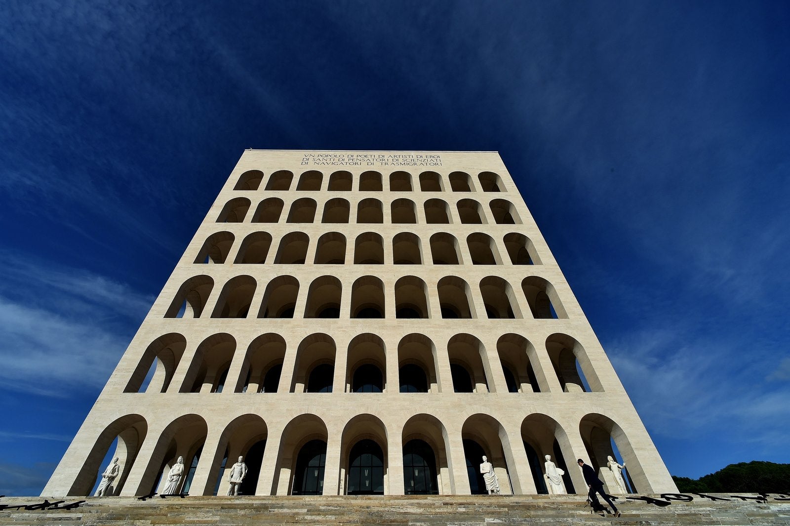 Palazzo della Civiltà Italiana, también llamado "Plaza Coliseo".