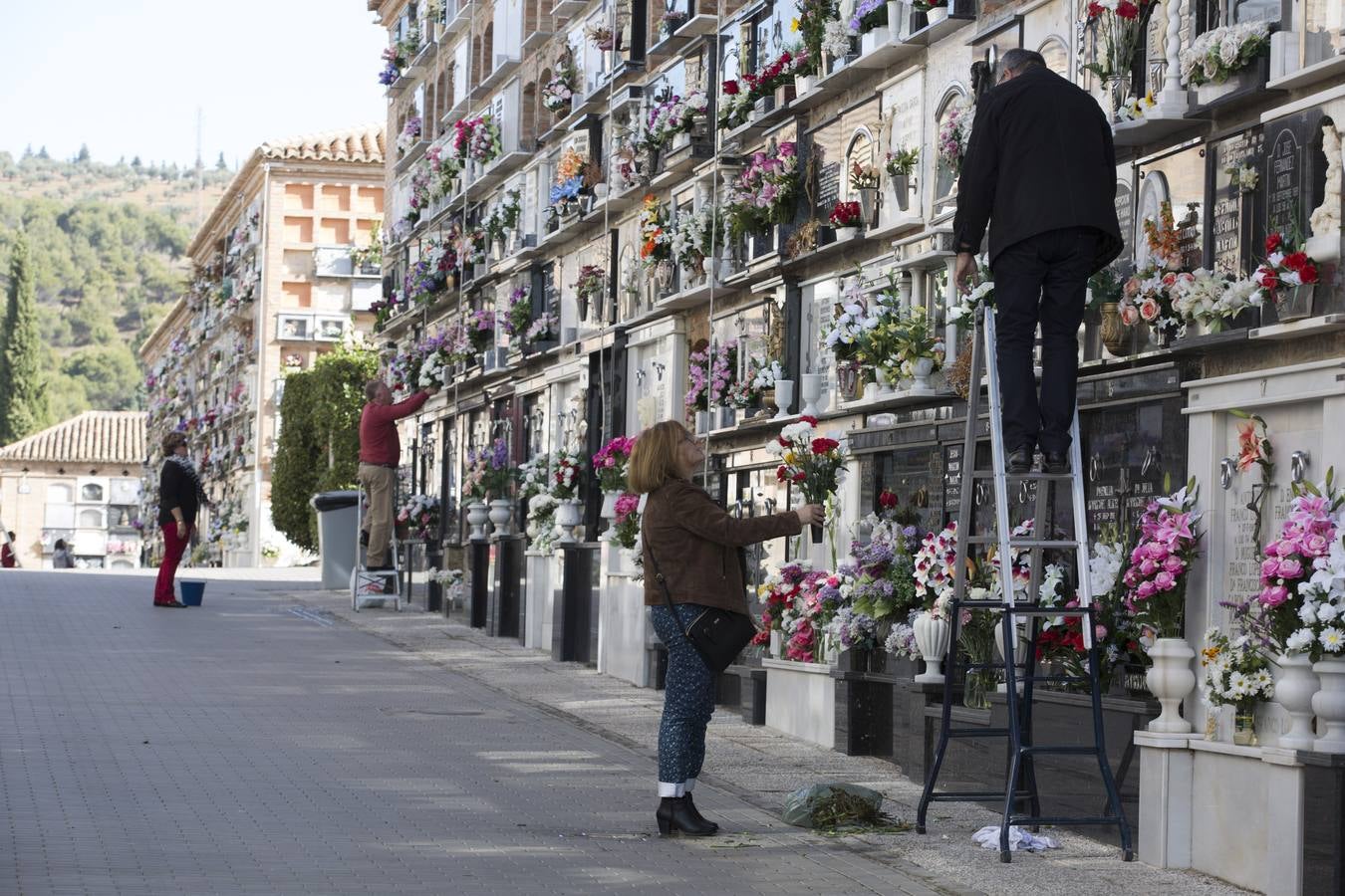 Todas las músicas en el cementerio