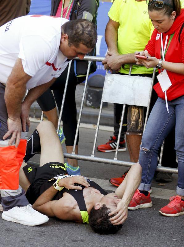 Las imágenes de la dura el medio maratón Behobia-San Sebasti