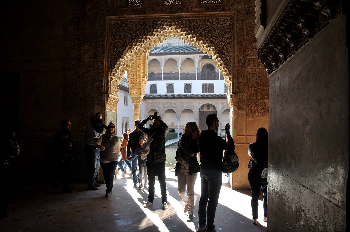 Granada &#039;llena&#039; los monumentos en el Día del Patrimonio