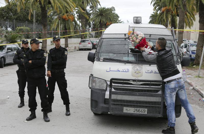 Estado Islámico reivindica el atentado contra un autobús en Túnez que dejó 12 muertos