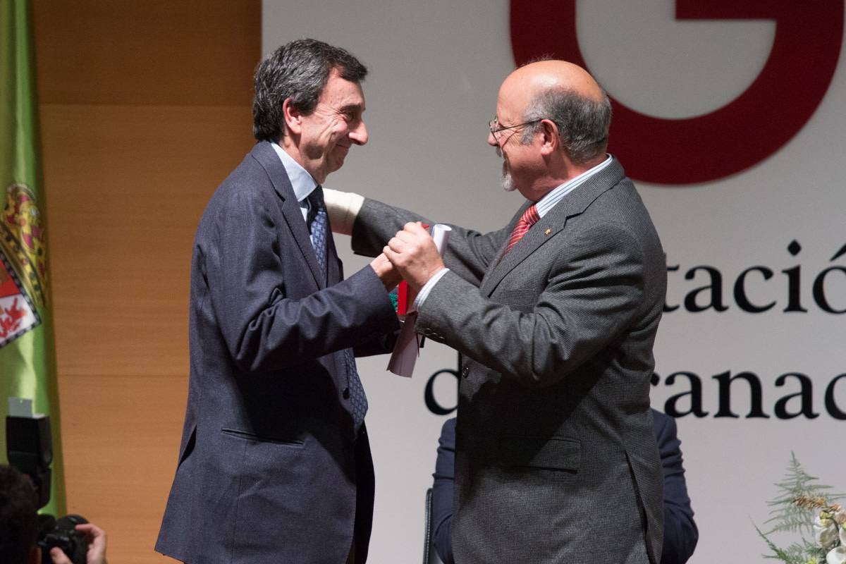 «Es hora de que Granada coja impulso y aborde sin demora los cambios que precisa» (II)